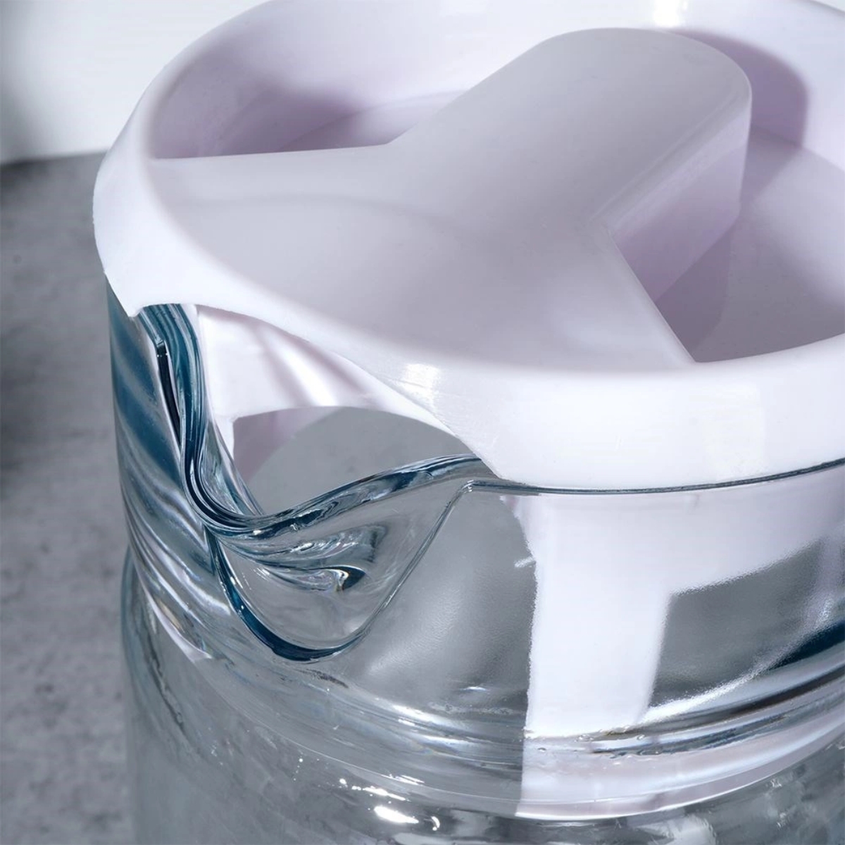 Dzbanek szklany 2L z pokrywką do serwowania lemoniady herbaty mrożonej i kompotu Vilde