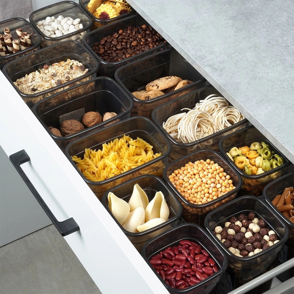 Pojemnik kuchenny z pokrywką na produkty sypkie wysoki czarny 1L Vilde