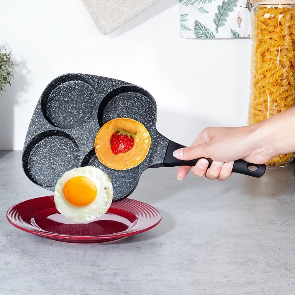 Patelnia granitowa do jajek i pancake 4 otwory BLACK LINE 19x19 cm Vilde