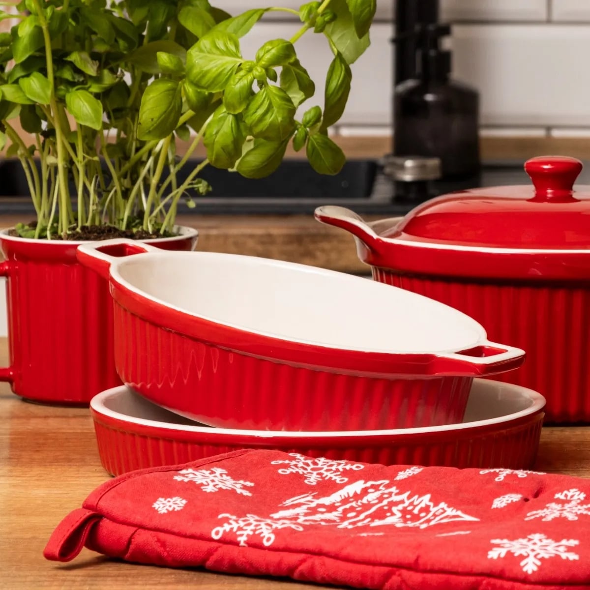 Naczynie do zapiekania ceramiczne 27 cm czerwone Altom Design Red Chilli