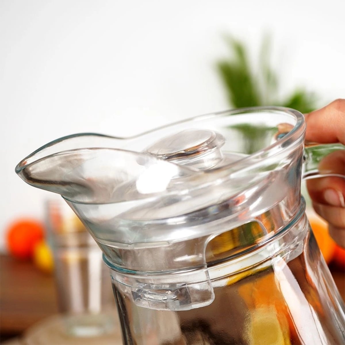 Dzbanek szklany 1400 ml z pokrywką do serwowania lemoniady herbaty mrożonej i kompotu Vilde