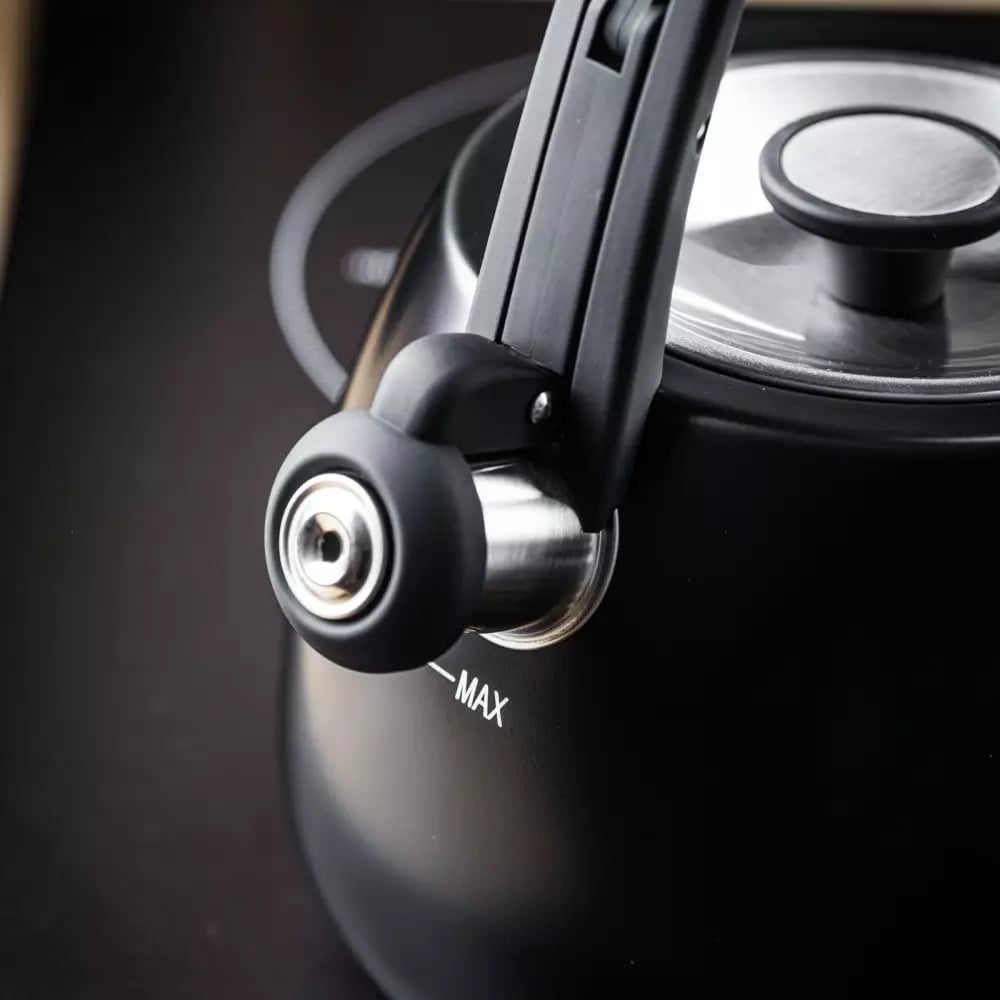 Czajnik z gwizdkiem tradycyjny stalowy 2.5L gaz indukcja czarny matowy Klausberg