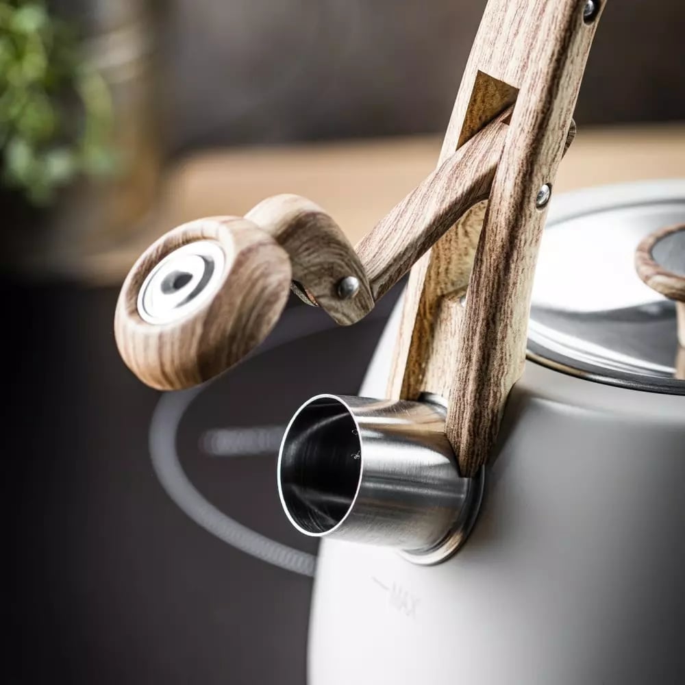 Czajnik z gwizdkiem tradycyjny stalowy 2.5L gaz indukcja beżowy matowy Klausberg